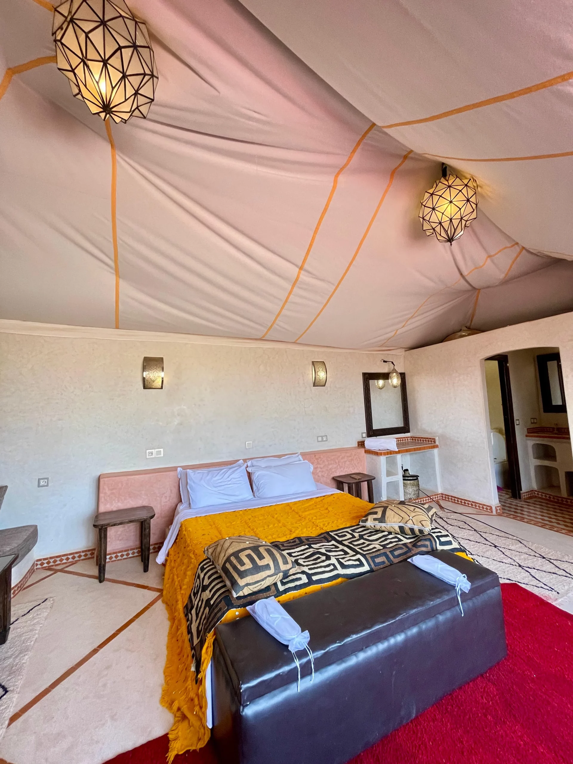Luxury tents Erg Chigaga