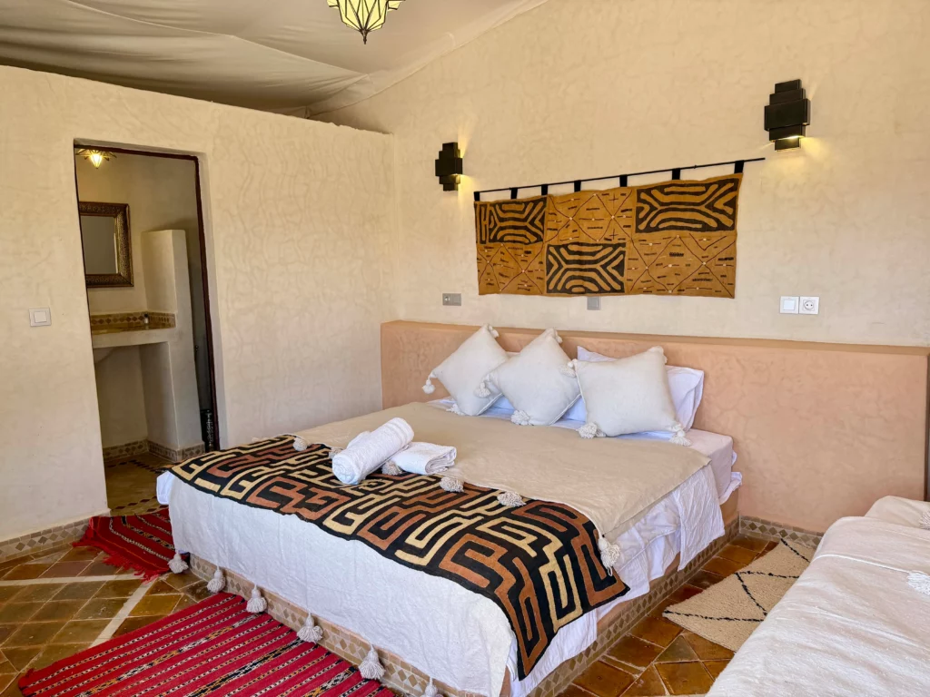 Erg chigaga luxury camp